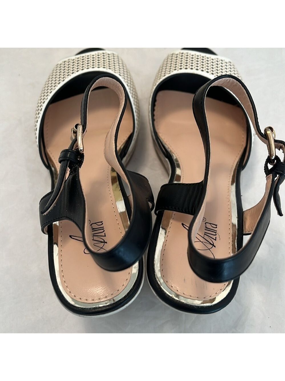 Azura Liefde Off White Wedge Sandal - Picture 15 of 16